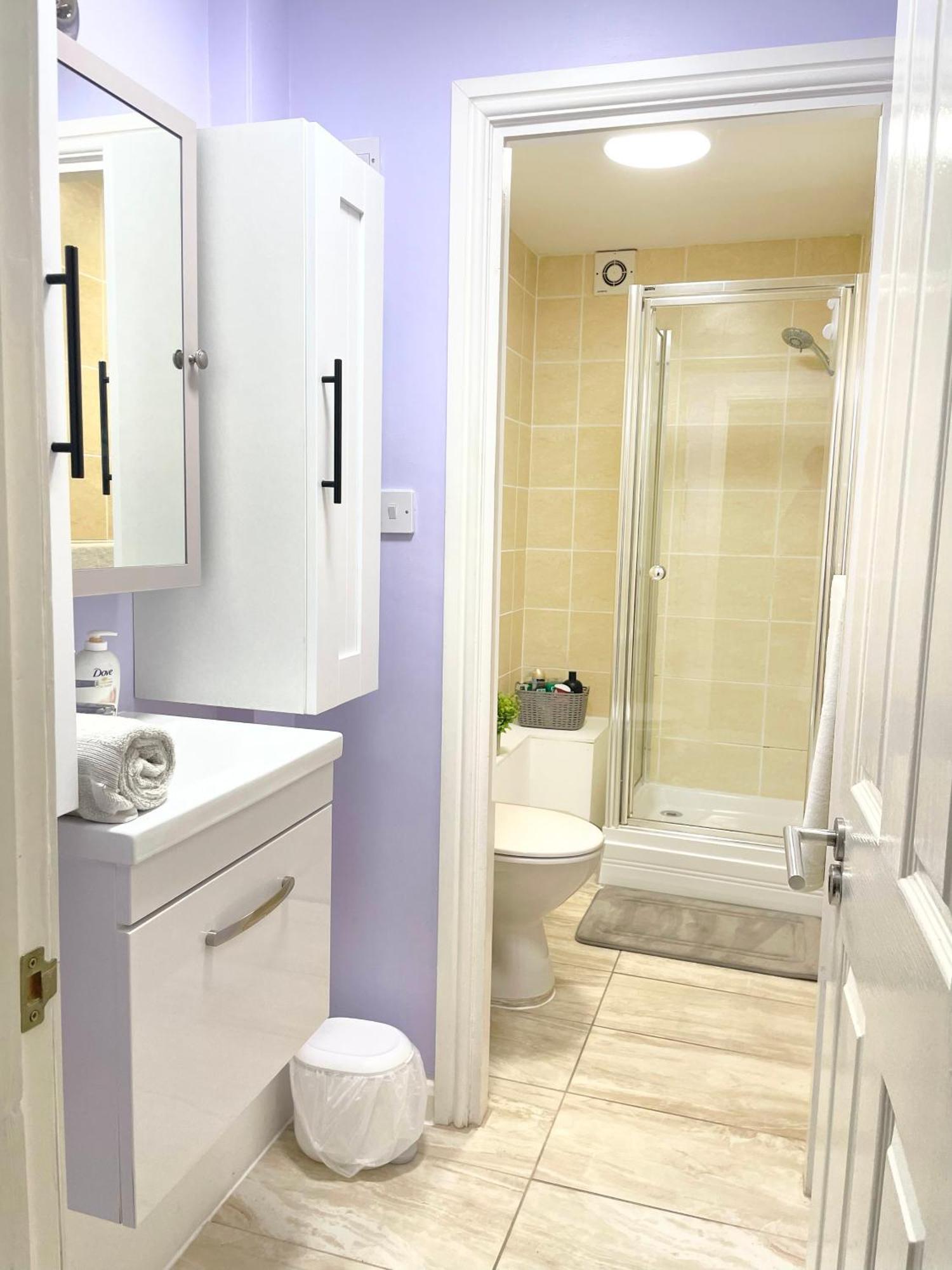 Apartment Cosy Prenton Near Tranmere Club And Liverpool Birkenhead