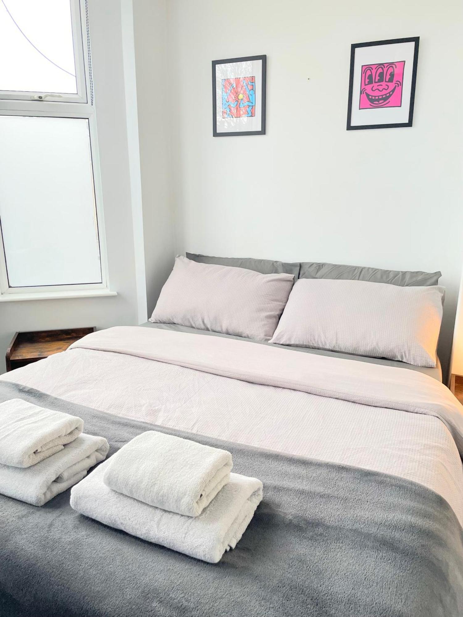 Cosy Prenton Near Tranmere Club And Liverpool Apartment *