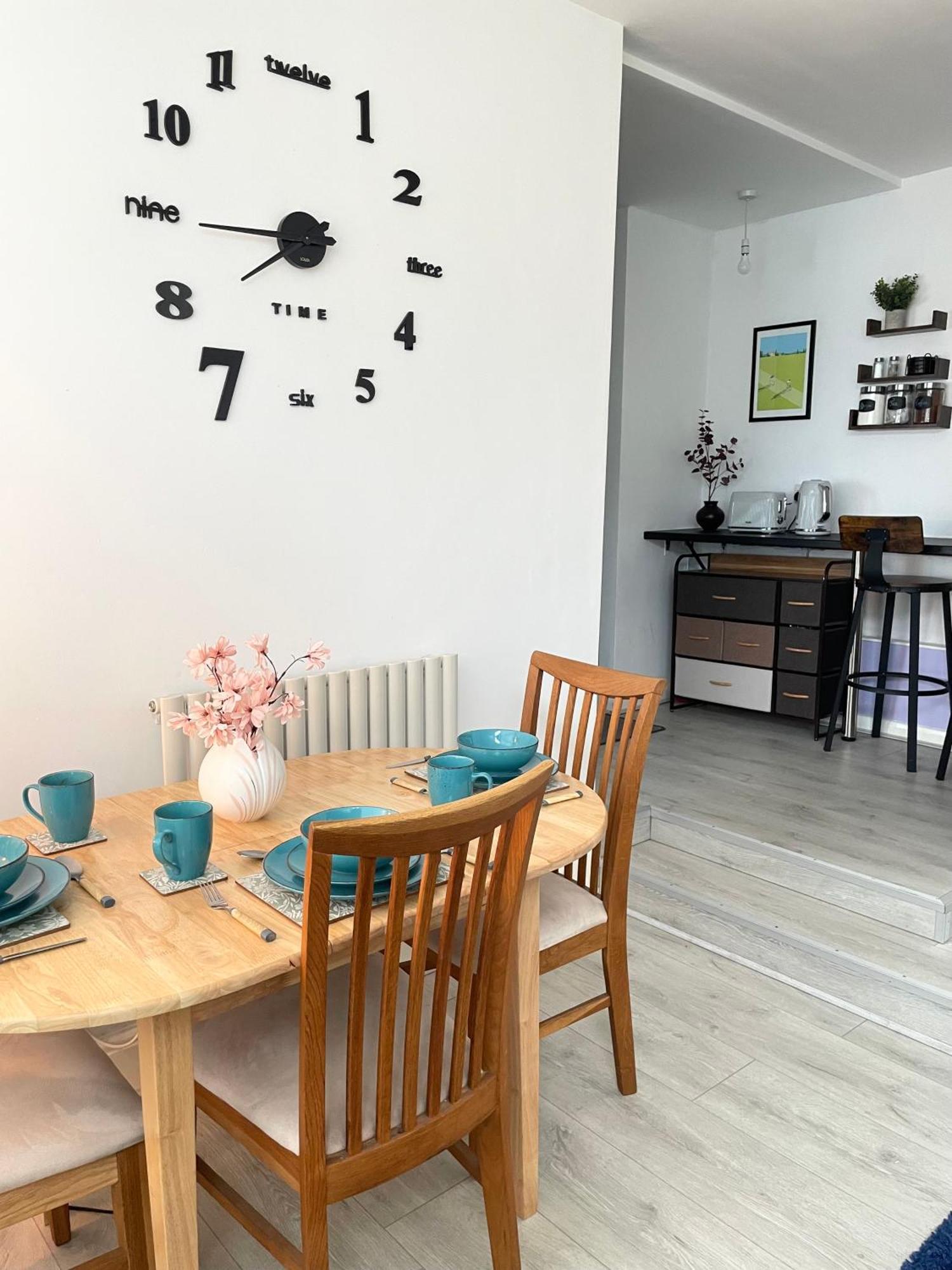 Apartment Cosy Prenton Near Tranmere Club And Liverpool Birkenhead