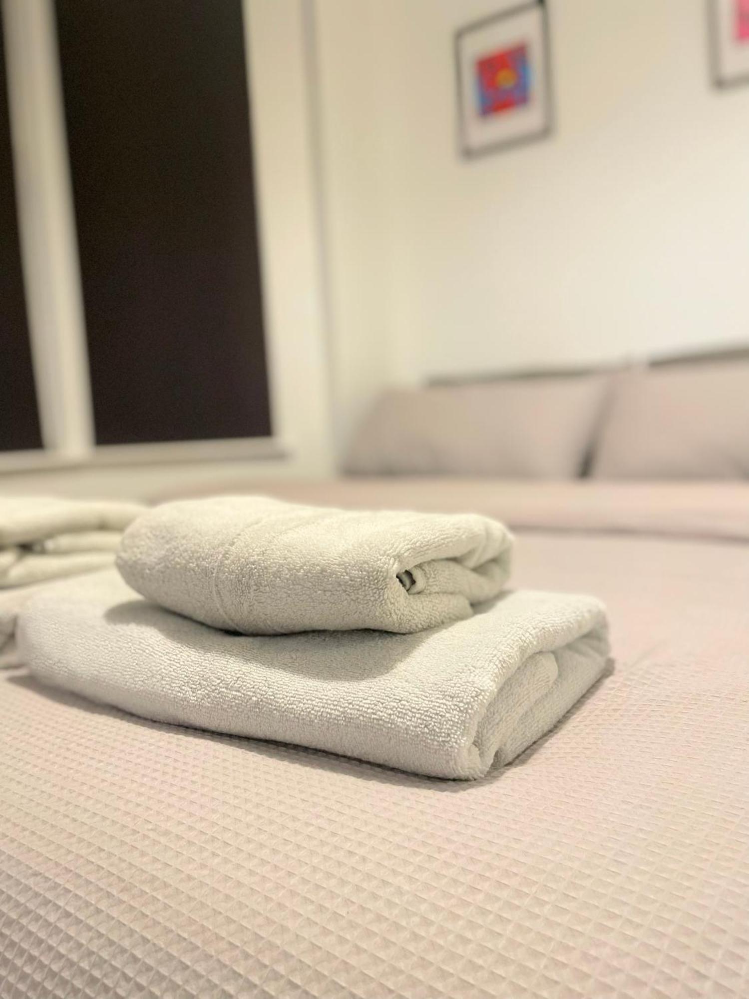 Cosy Prenton Near Tranmere Club And Liverpool *